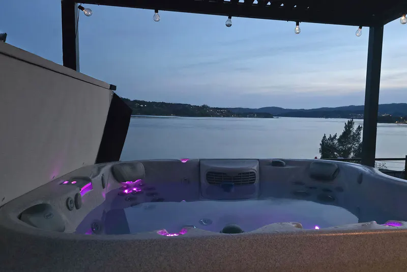 The hot tub at Villa Bjørge on a summer evening