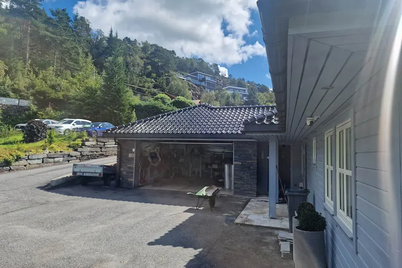 The parking area before the renovation