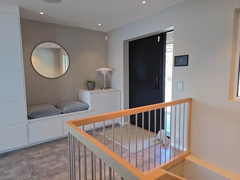 Entrance hall